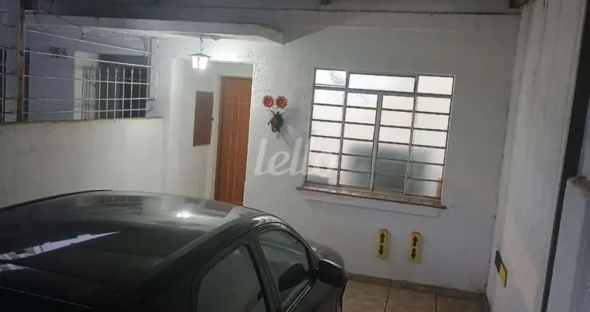 Casa com 3 quartos à venda na Avenida Senador Casimiro da Rocha, 704, Mirandópolis, São Paulo
