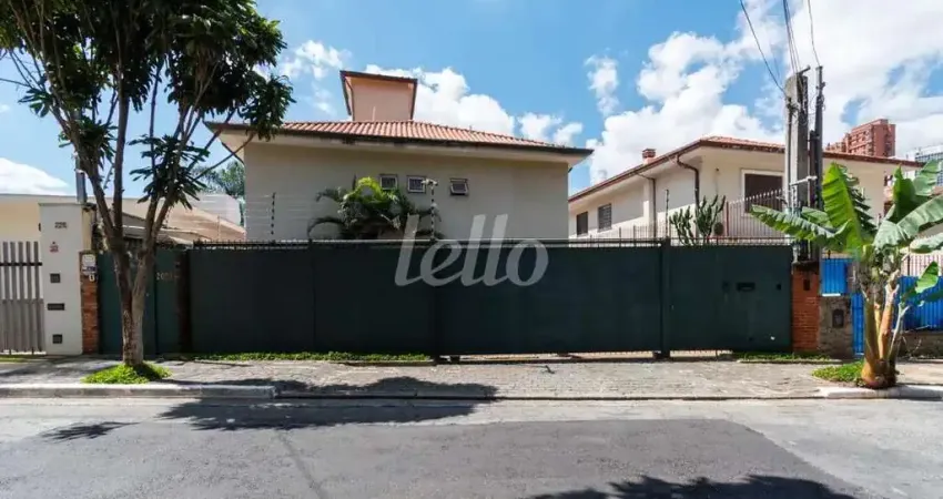 Casa com 3 quartos à venda na Rua Itaquera, 200, Pacaembu, São Paulo