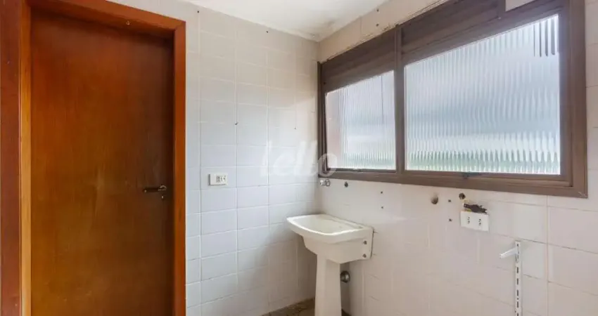 Apartamento com 3 quartos à venda na Rua Joaquim Ribeiro da Costa, 326, Jardim Teresa, São Paulo