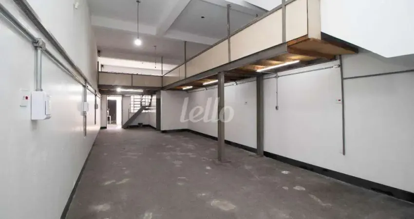 Barracão / Galpão / Depósito à venda na Avenida Winston Churchill, 1235, Rudge Ramos, São Bernardo do Campo