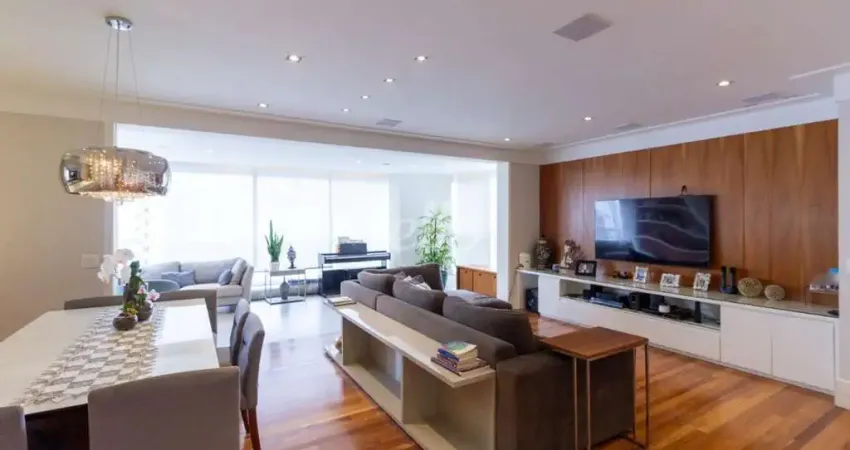 Apartamento com 3 quartos à venda na Alameda dos Arapanés, 631, Moema, São Paulo