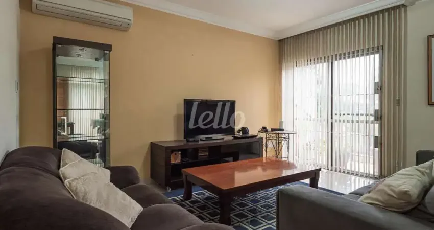 Casa com 3 quartos à venda na Rua Major Newton de Feliciano Santos, 15, Jardim Aurélia, São Paulo