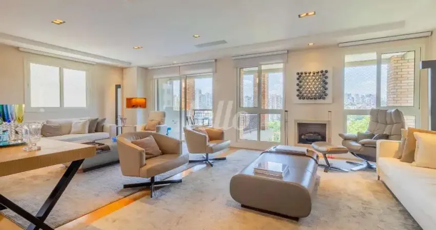 Apartamento com 4 quartos à venda na Rua Atibaia, 104, Pacaembu, São Paulo