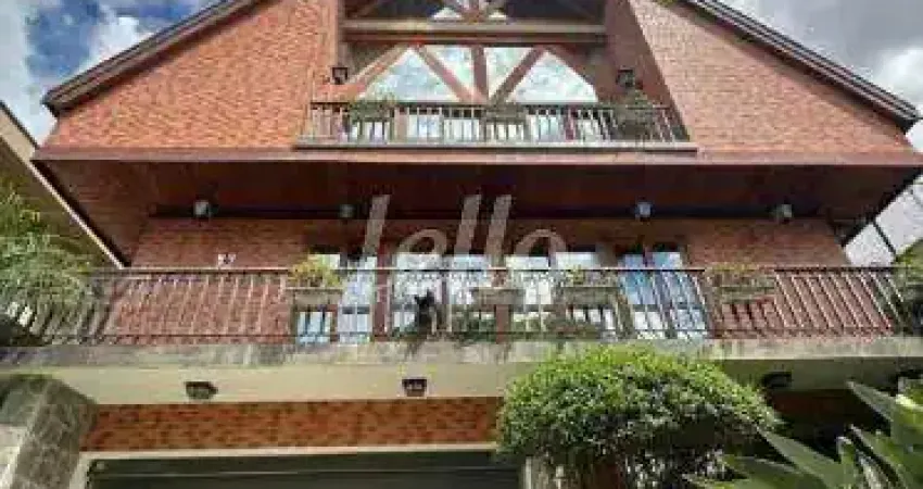 Casa com 5 quartos à venda na Rua Santo Anselmo, 454, Jardim São Bento, São Paulo