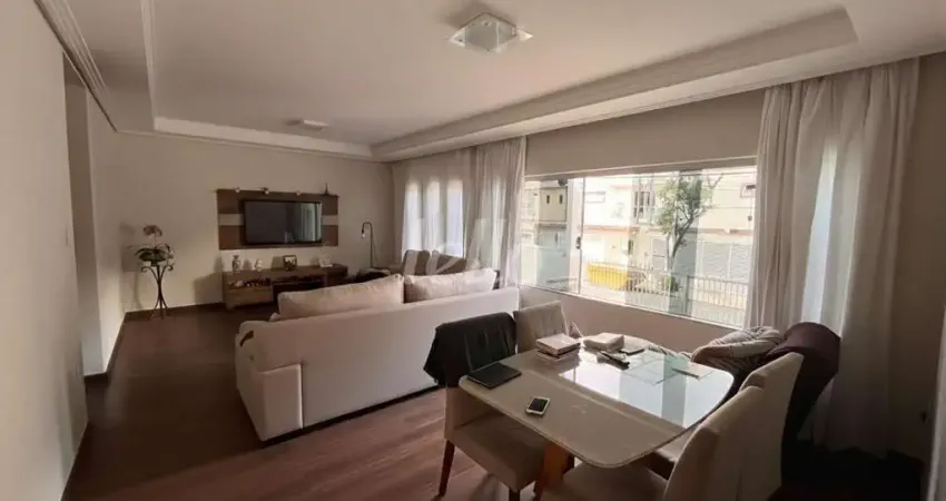 Casa à venda na Rua Pelotas, 97, Vila Assunção, Santo André