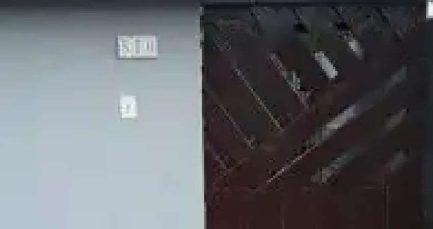 Casa no bairro Suarão, em Itanhaém - ficando lado serra, em rua de terra.