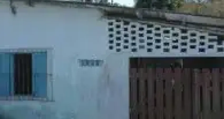 Casa localizada no bairro Recanto dos Imigrantes, em Itanhaém.
