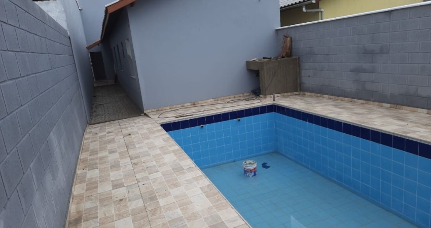 Casa à venda no bairro Cibratel 2, em Itanhaém ** Aceita financiamento bancário!!