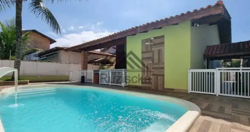 CASA COM 03 QUARTOS E PISCINA A VENDA EM ITANHAÉM - JD CALIFORNIA