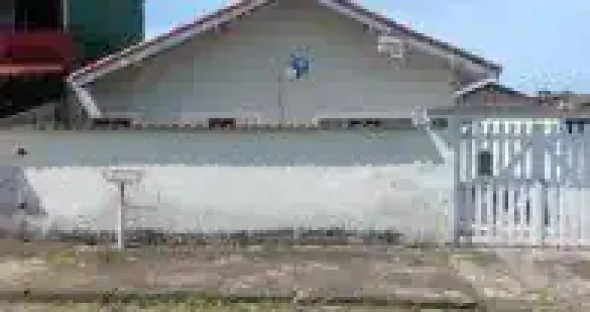 Excelente casa localizada no bairro Ivoty - em rua calçada