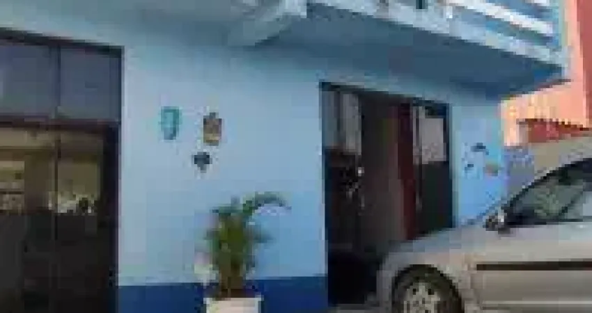 Excelente casa localizada no bairro Cibratel - lado praia, em rua calçada