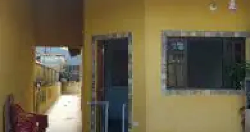 Excelente casa localizada no bairro Nossa Senhora do Sion, em Itanhaém.