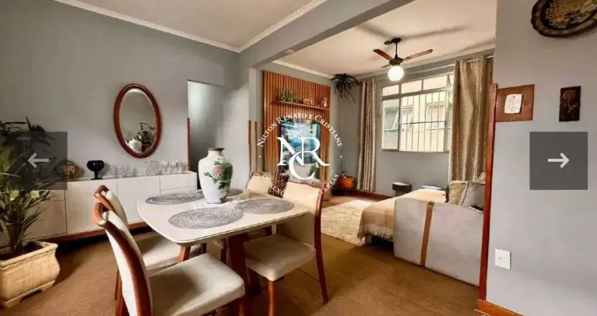 Apartamento com 2 Quartos e 2 banheiros à Venda, 74 m² por R$ 430.000