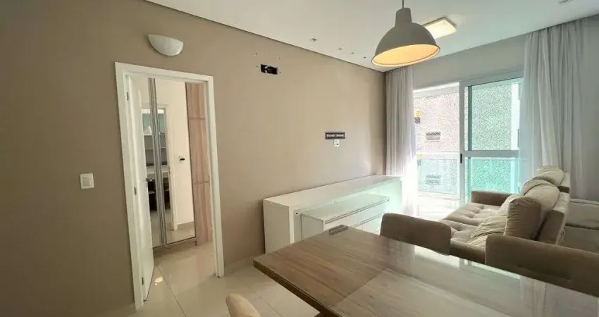 Apartamento á venda com 1 suíte na quadra da praia do José Menino em Santos-SP