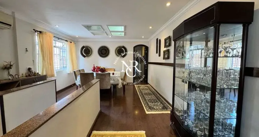 Casa sobreposta alta com 2 quartos e 2 vagas de garagem no Marapé -Santos-SP