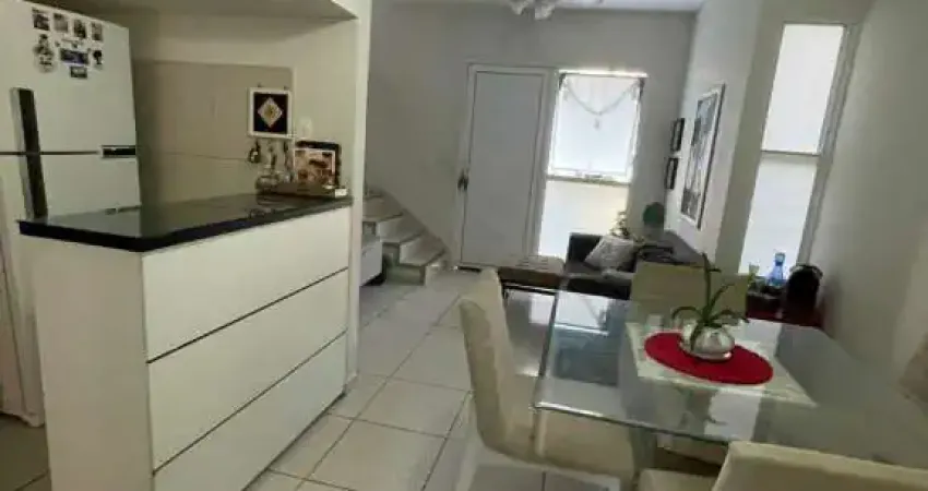 Casa em condomínio fechado com 3 quartos à venda na Rua Maria Quintino, 700, Parque Santa Maria, Fortaleza