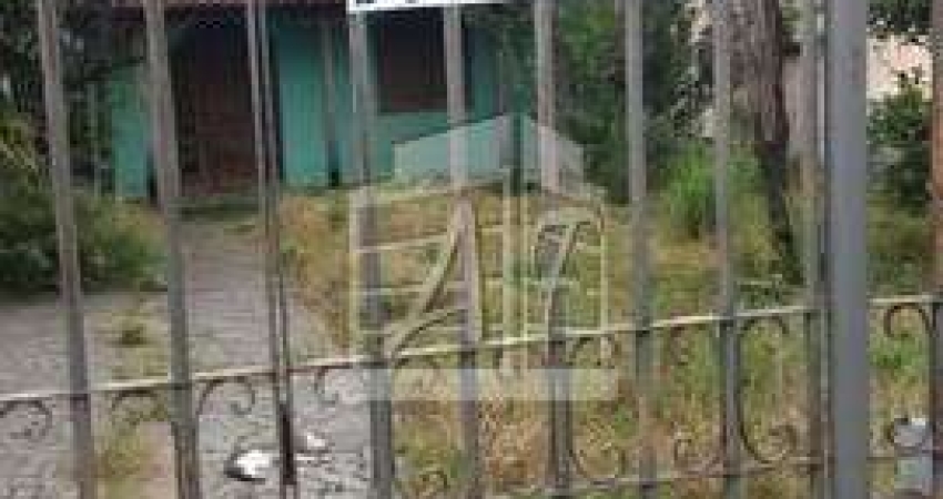 Vendo casa de 3 quartos no bairro Esplanada