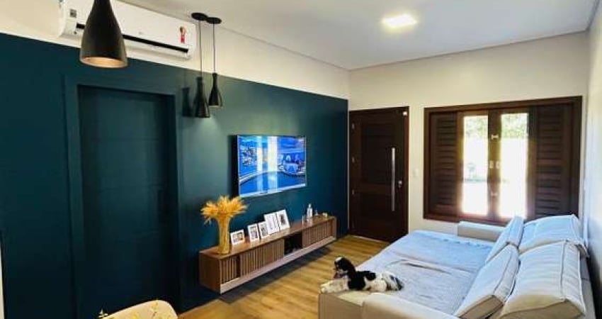 Casa para Venda em Criciúma, Vila Floresta, 3 dormitórios, 1 suíte, 2 banheiros, 1 vaga