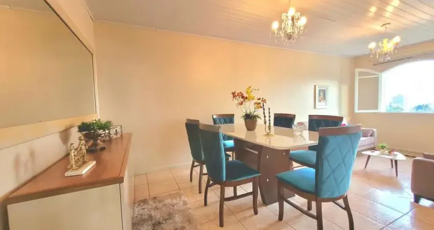 Casa para Venda em Criciúma, Cruzeiro do Sul, 3 dormitórios, 1 suíte, 3 banheiros, 1 vaga