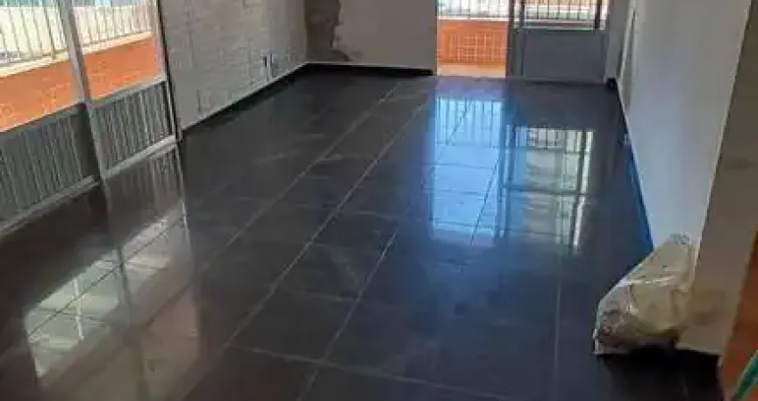 EXCELENTE APARTAMENTO COBERTURA NA VILA TUPI 03 DORMITÓRIOS