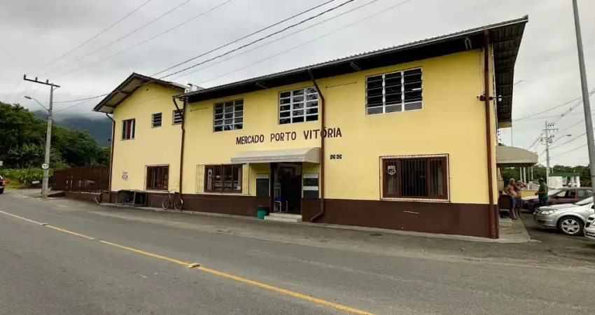Imóvel Comercial na Rodovia SC 418, esquina com Estrada Mildau