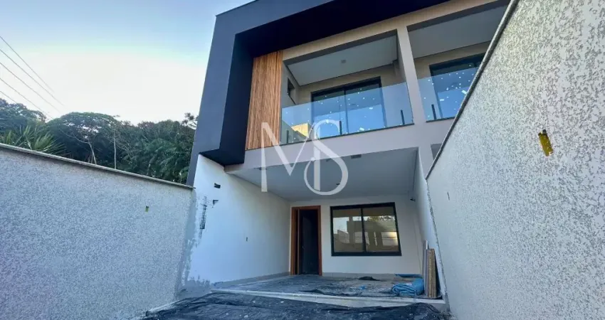 Sobrado Geminado à Venda no Bairro Anita Garibaldi – Joinville/SC