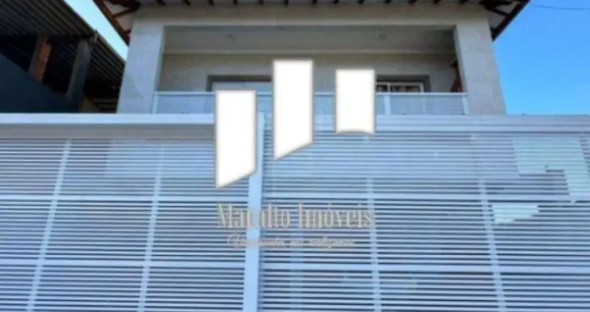 Sobrado em condominio, 2 dormitórios em Praia Grande S. Paulo..