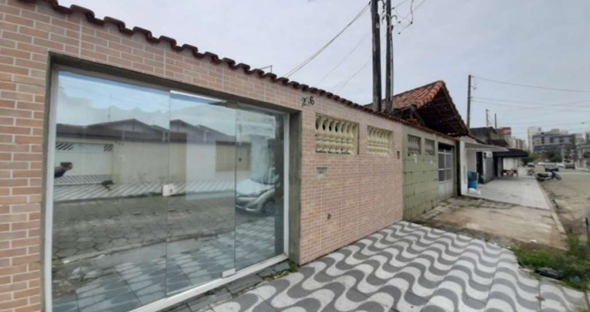 Casa com 3 quartos à venda na Rua Apiacás, 236, Tupi, Praia Grande