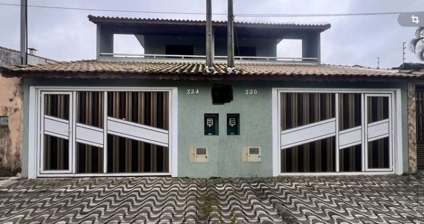 Imperdível casa à venda em Praia Grande-SP, Maracanã: 2 quartos, 2 suítes, 1 sala, 3 banheiros, 2 vagas - 132,60 m²!