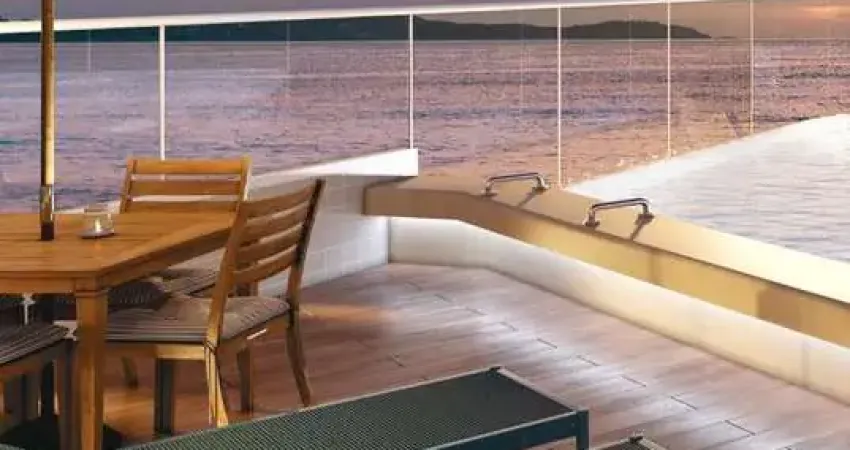 Apartamento de 2 dormitórios e 2 vagas de garagem a 50 metros do mar em praia grande sp