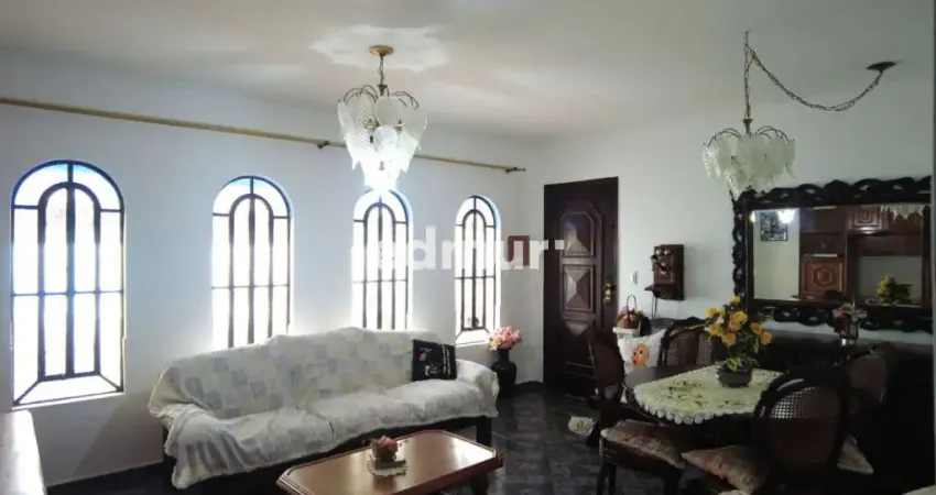 Casa com 4 quartos à venda no Utinga, Santo André 