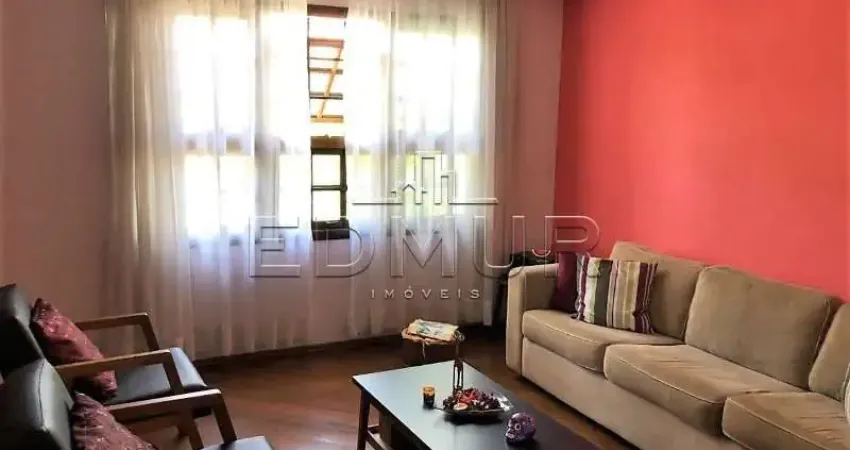 Casa com 3 quartos para alugar no Jardim Stella, Santo André 