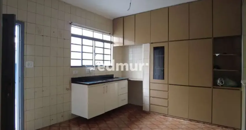 Casa com 3 quartos para alugar na Vila Camilópolis, Santo André 