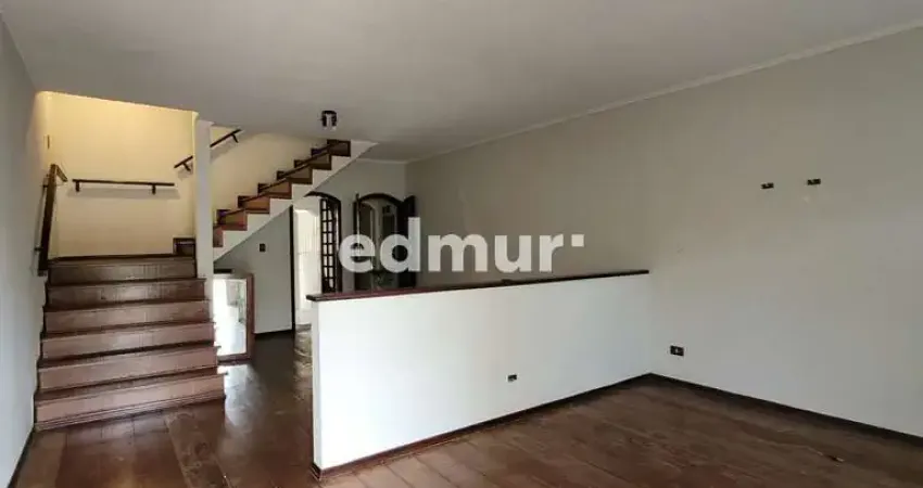 Casa com 3 quartos para alugar no Parque Jaçatuba, Santo André 