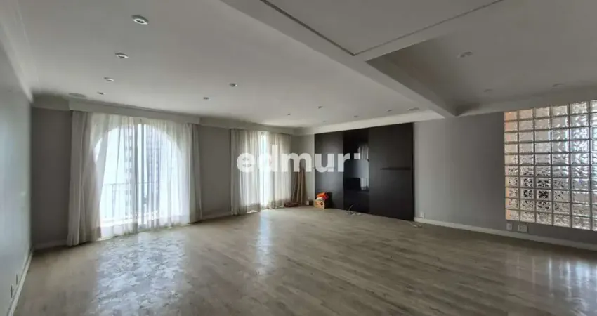 Apartamento com 3 quartos para alugar na Vila Assunção, Santo André 