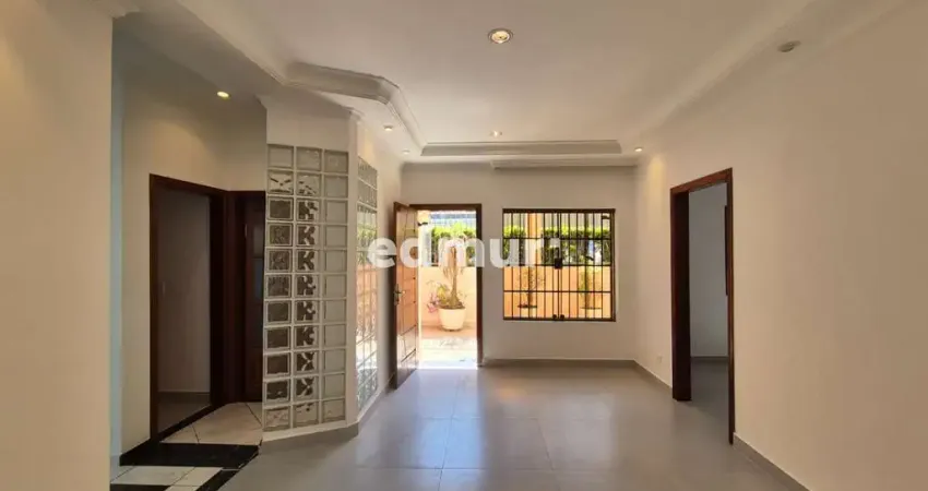 Casa com 2 quartos para alugar na Vila Metalúrgica, Santo André 