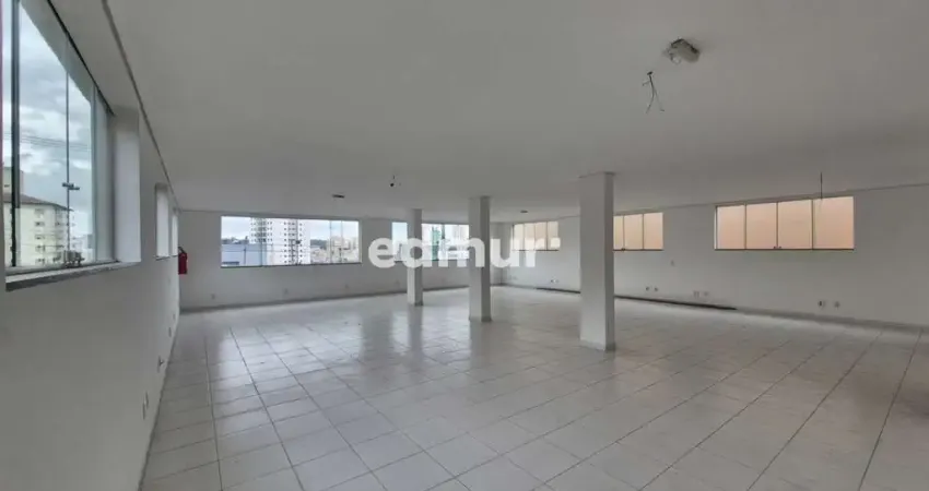 Prédio para alugar no Paraíso, Santo André