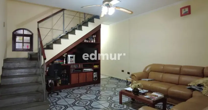 Casa com 3 quartos à venda no Utinga, Santo André