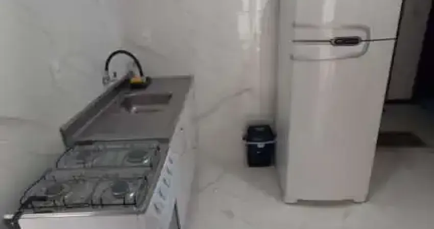 Apto todo reformado e mobiliado de um quarto, próximo a praia central em Balneár