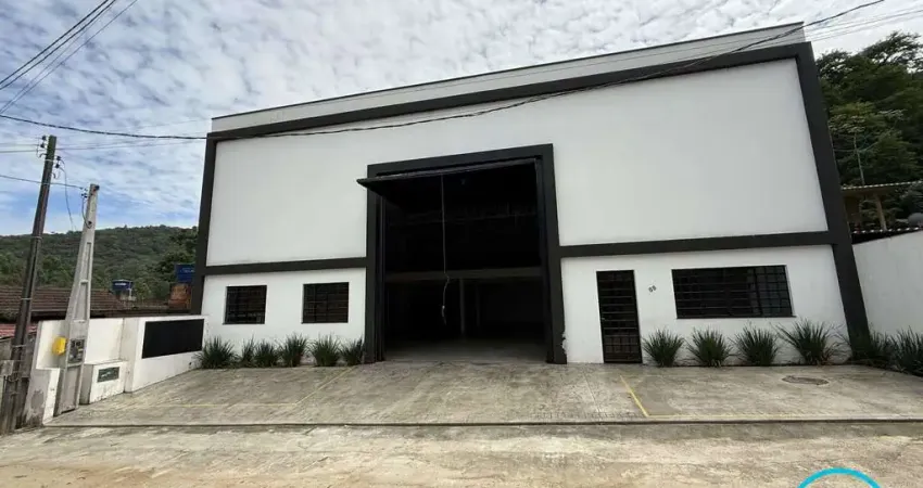 Barracão / Galpão / Depósito para alugar na Rua Rio Pardo, 11, Rio Pequeno, Camboriú