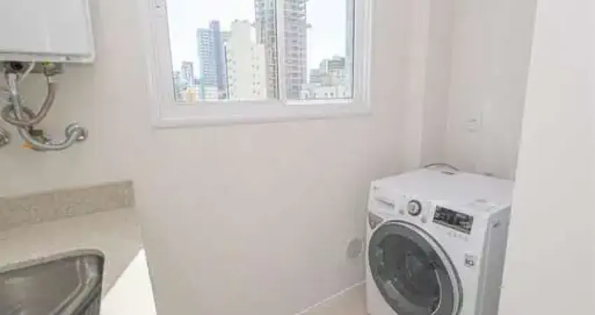 Apartamento espaçoso de 150m² com área total de 278,71m² em localização privileg