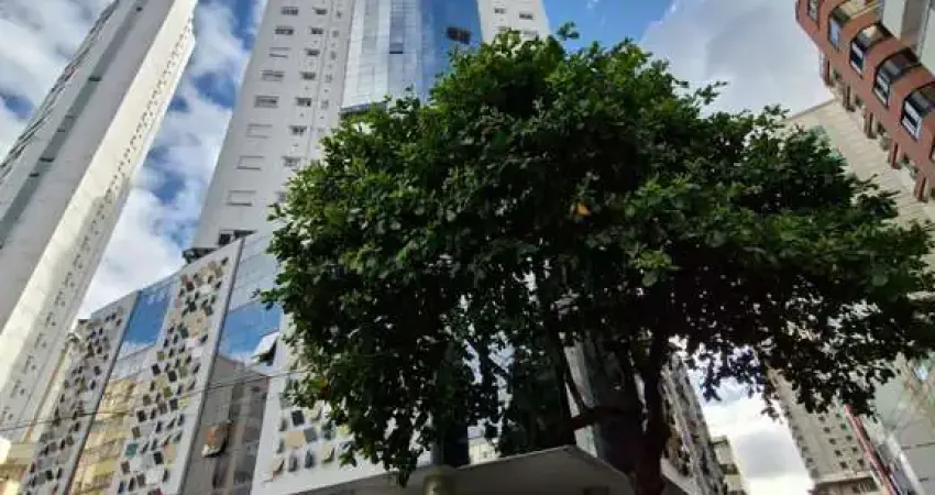 Apartamento de alto padrão em bc – 3 suítes, 3 vagas, 132 m² e 250 m do mar