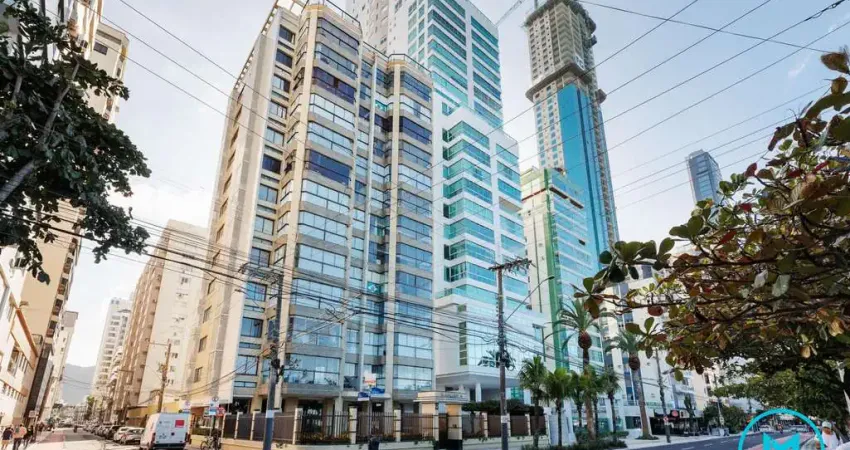 Casa com 3 dormitórios a 20 metros do mar – varanda, escritório e iptu isento