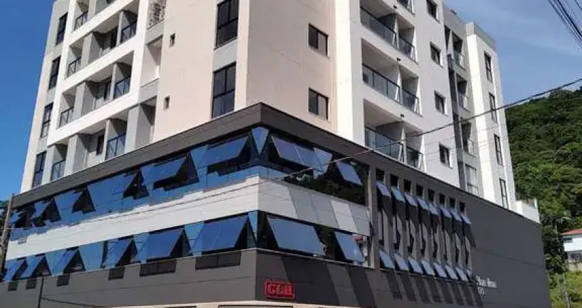 Apartamento 2 dormitórios com suíte, excelente localização e a 969m do mar