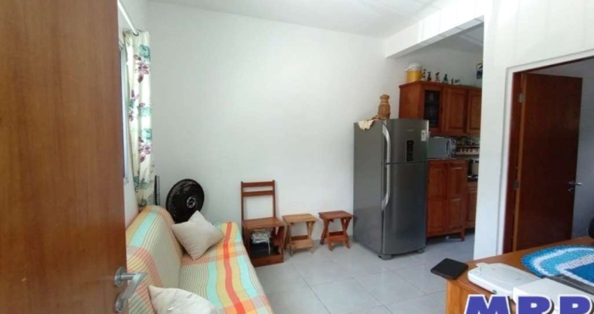 Apartamento para venda em Ubatuba. 1 dormitório. Com piscina. Aceita financiamento