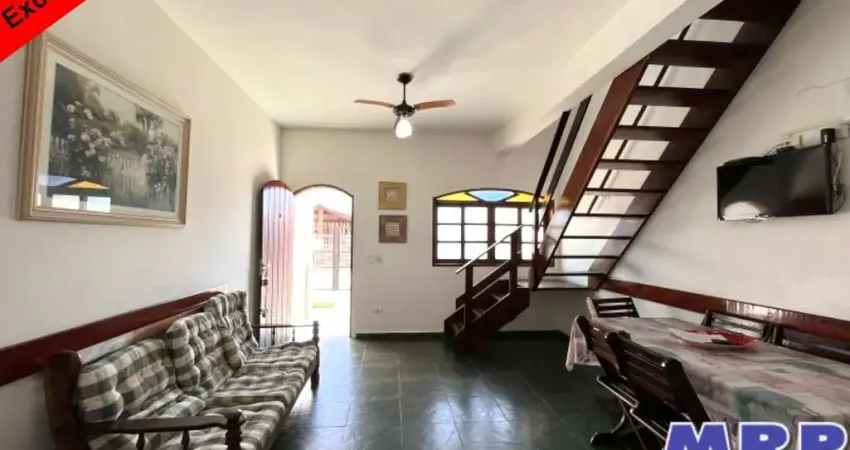 Casa em ubatuba. praia da maranduba. 2 quartos. condomínio com piscina.