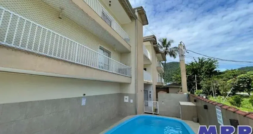Apartamento em Ubatuba. Praia da Lagoinha. Com piscina e elevador. 2 dormitórios.