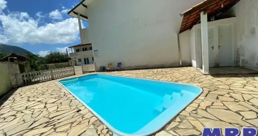 Apartamento à venda em Ubatuba-SP, Maranduba: 1 quarto, com piscina. Aceita financiamento.