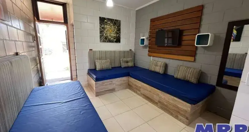 Apartamento à venda na Praia do Sape: 1 quarto, a 200 metros da praia. Com piscina.