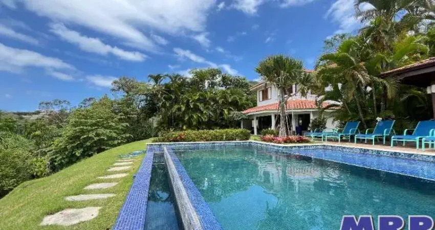 Casa com vista mar em Ubatuba, em condomínio. 5 dormitórios. Praia Dura.